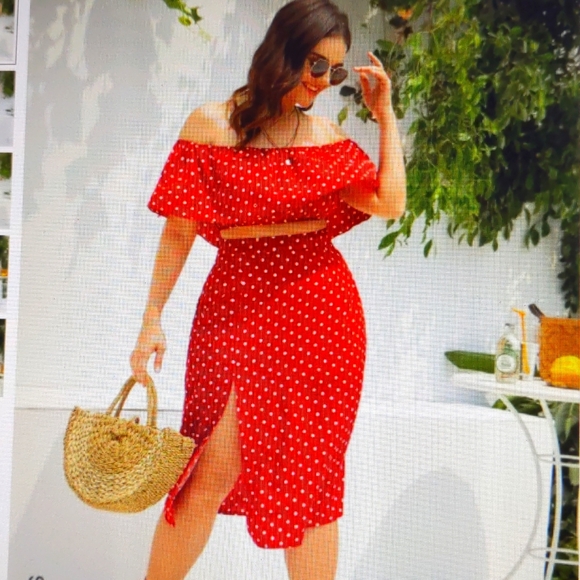 SHEIN Dresses & Skirts - Green polka dot off shoulder top with split skirt by SHEIN, size 0XL (12)